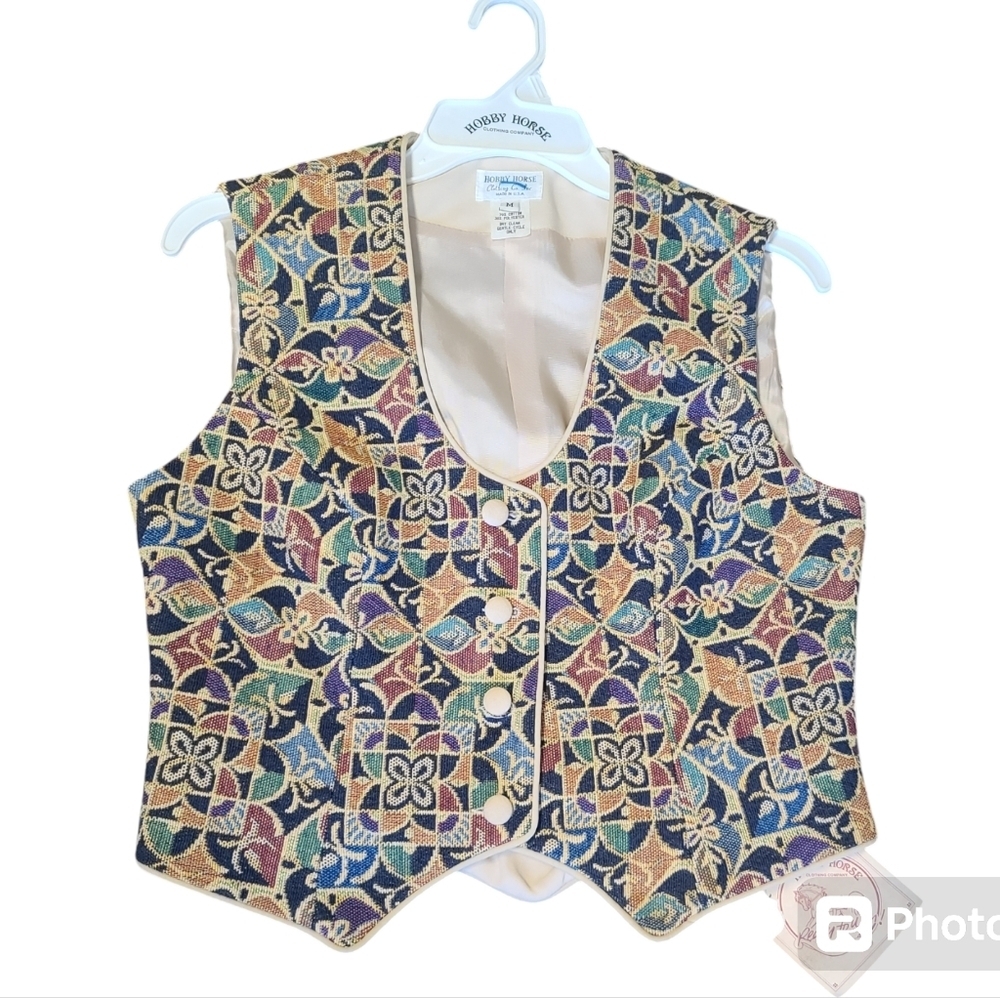 NWT Hobby Horse Tapestry vest size medium